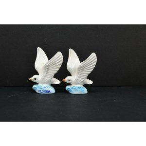 Vintage Florida Seagulls Taking Flight Figural Salt And Pepper Shakers